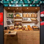 Moxy Duesseldorf South