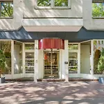 Hotel Madison