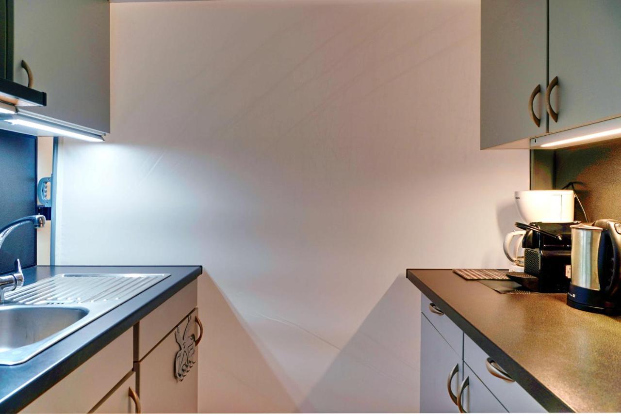 Apartamento City-apartment 65qm 2-schlafzimmer Wlan Nichtraucher Parken Düsseldorf