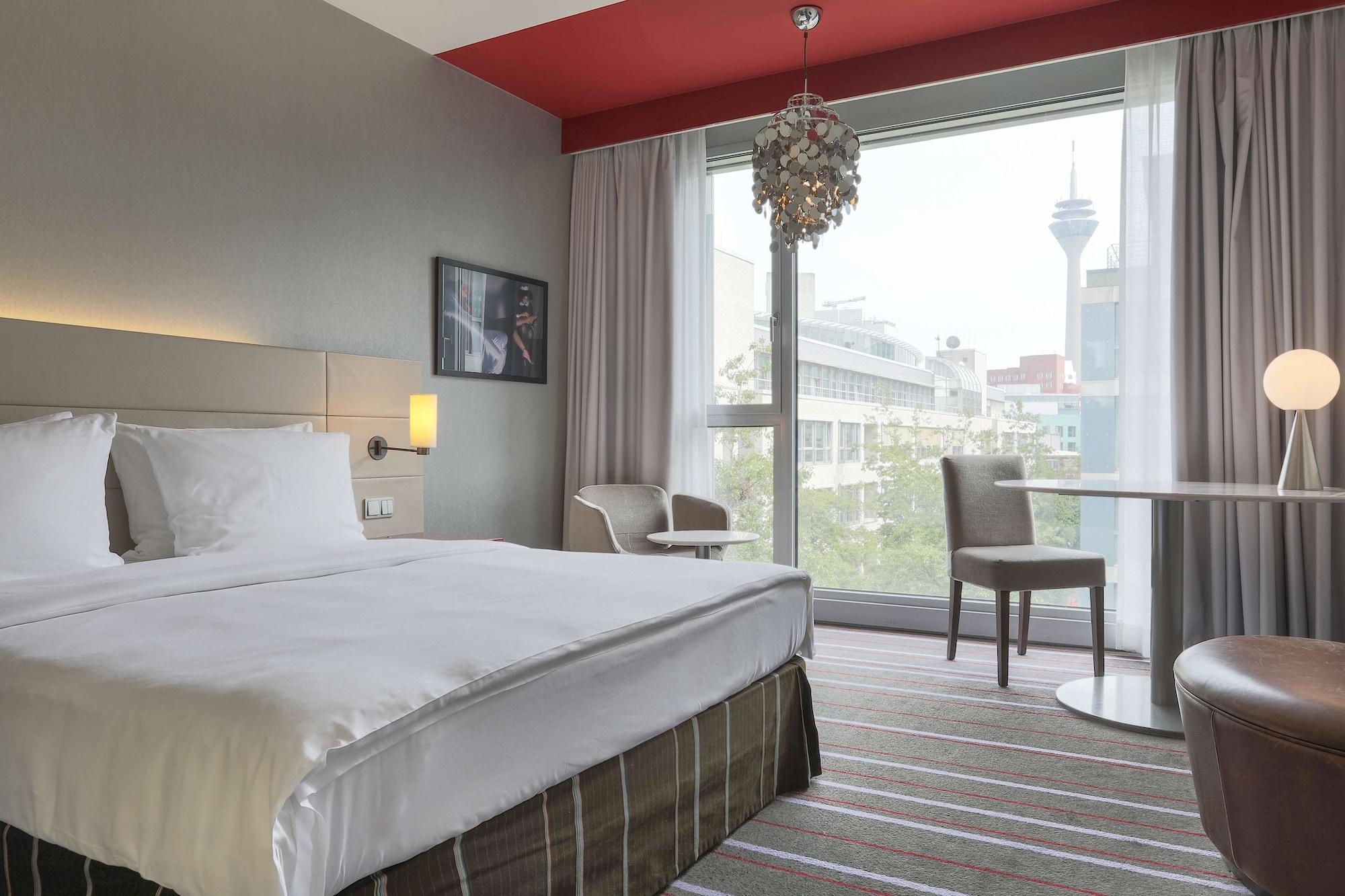 Hotel Radisson Blu Media Harbour Hotel, Dusseldorf