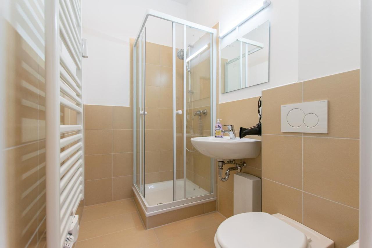 1 - 15min Messe Dus - 10min Oldtown Appartement *