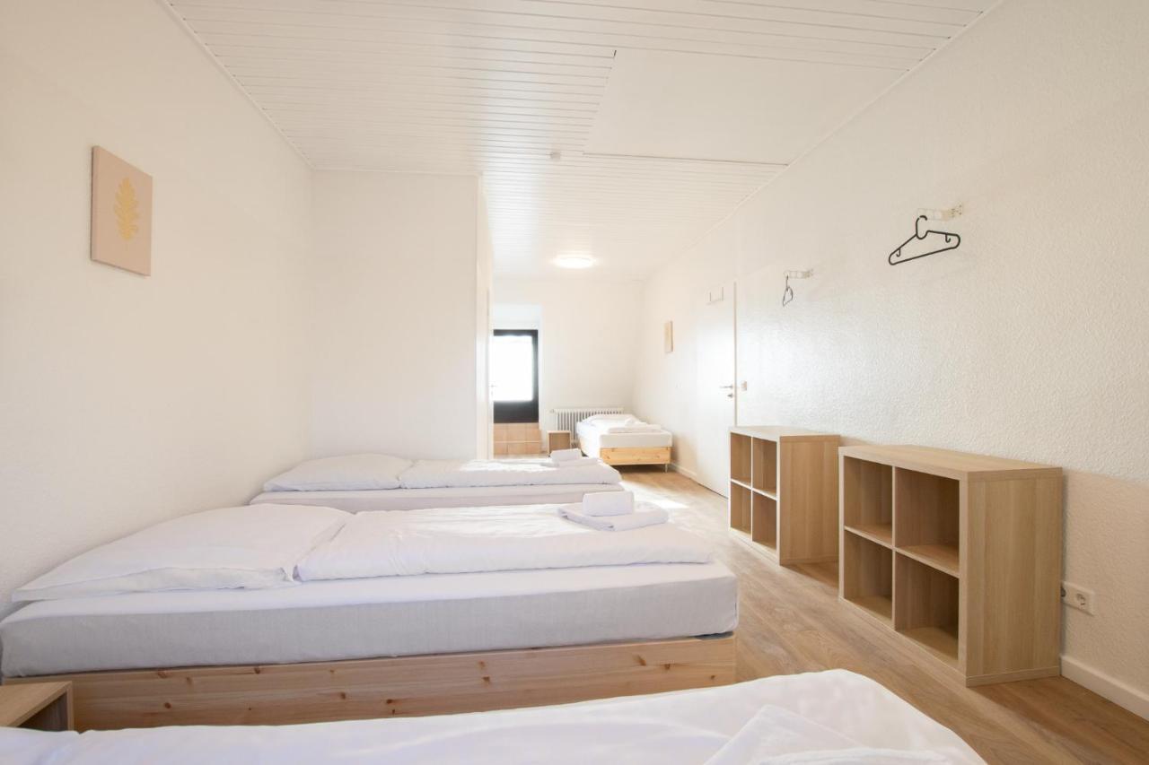 Raj Living - With 2 , 3 And 6 - 15 Min To Messe Dus And Old Town Dus * Düsseldorf