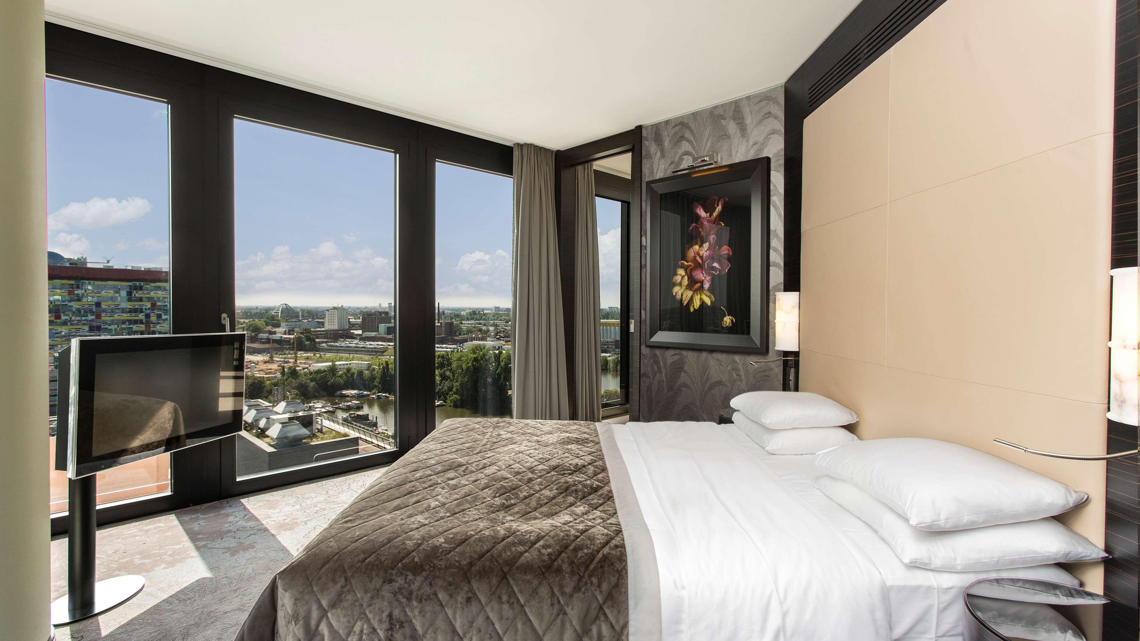 Hyatt Regency Hotel