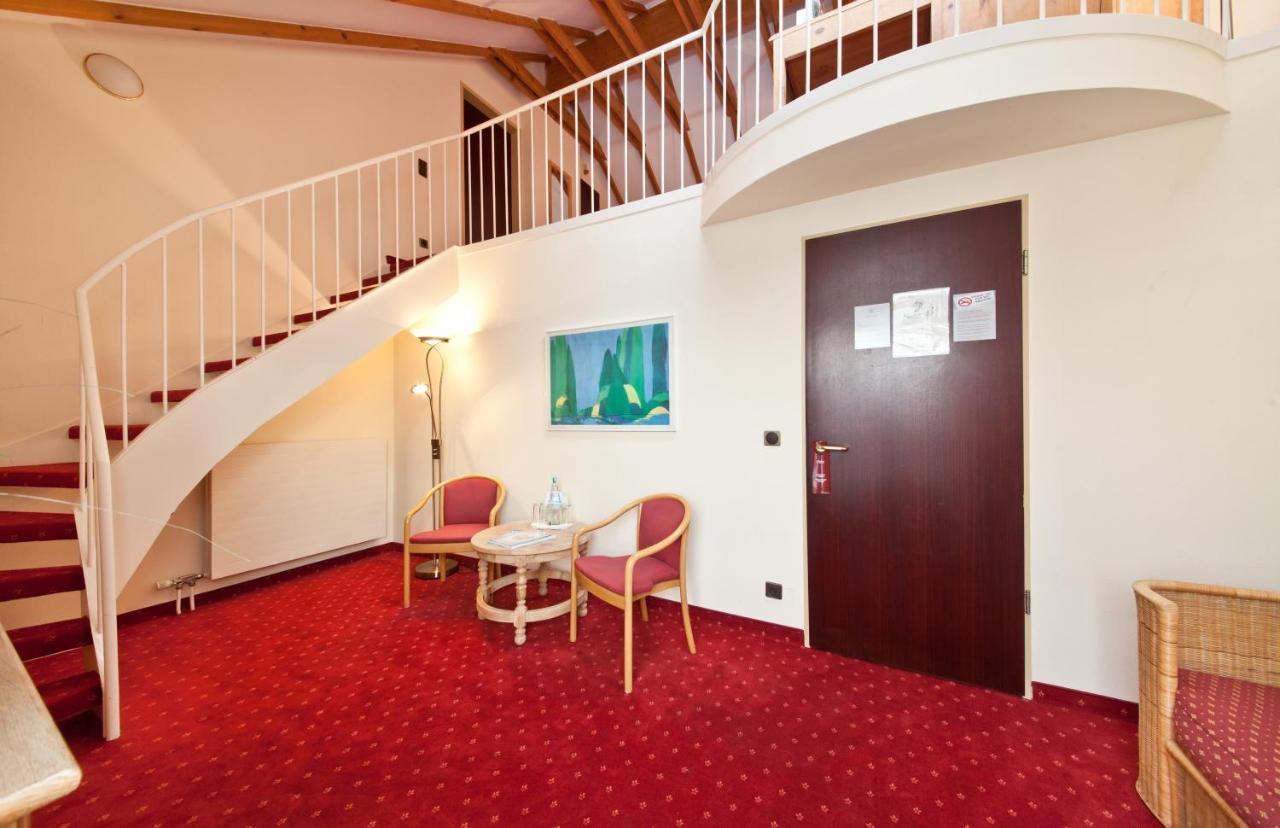 Madison Hotel 4*