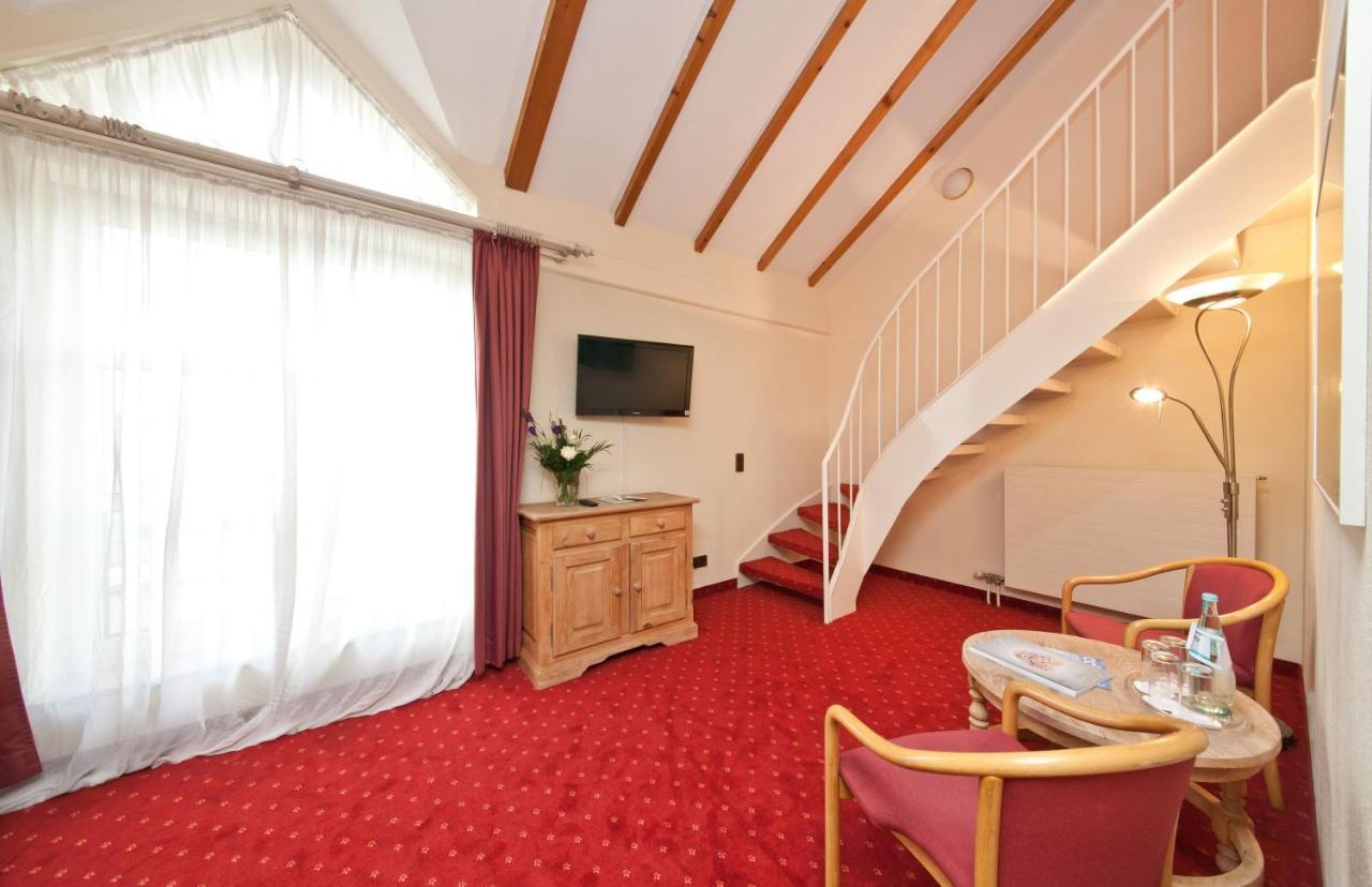 Madison Hotel