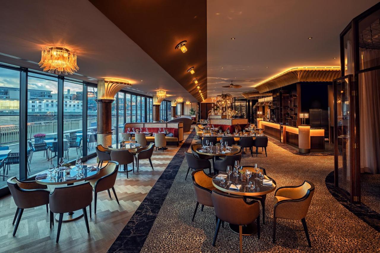 Hyatt Regency Hotel 5*
