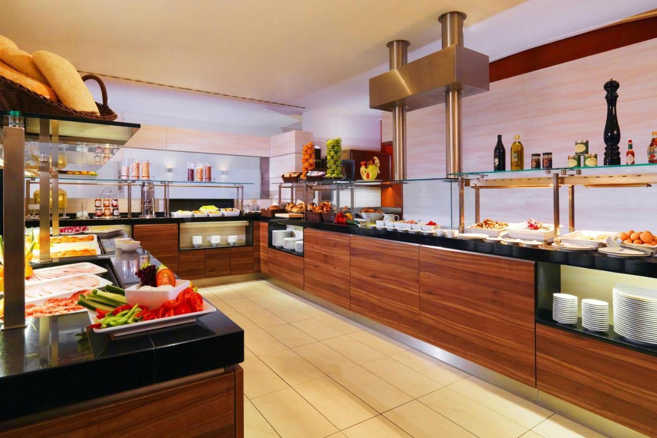 Hotel Sheraton Airport 4*