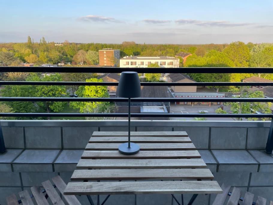 Apartamento Cosy Uber Den Dachern Von Düsseldorf