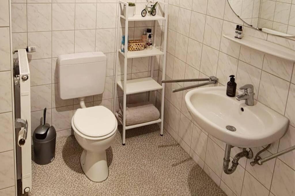Charming Away: Close To Messe