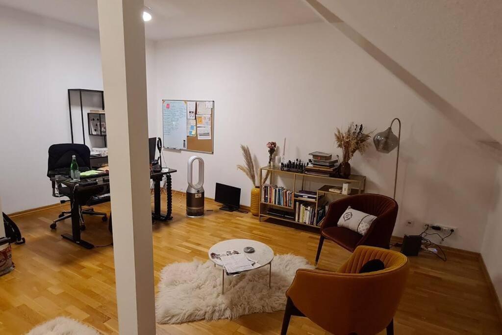 Charming Away: Close To Messe * Düsseldorf