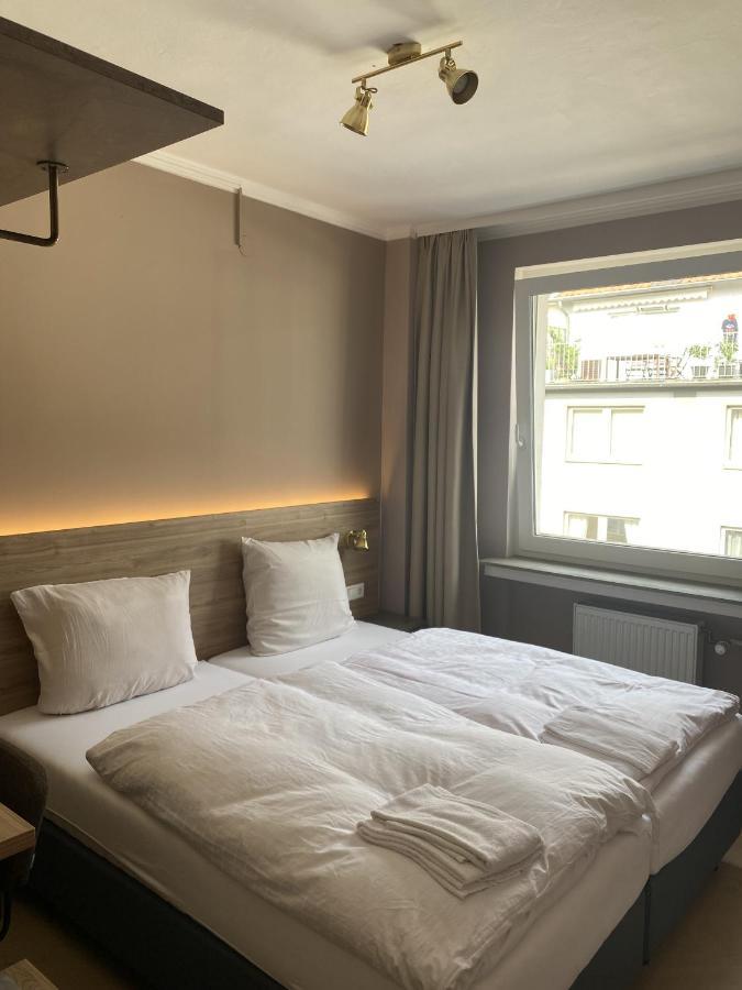 Petite Koenigsallee Self Check-in 3*