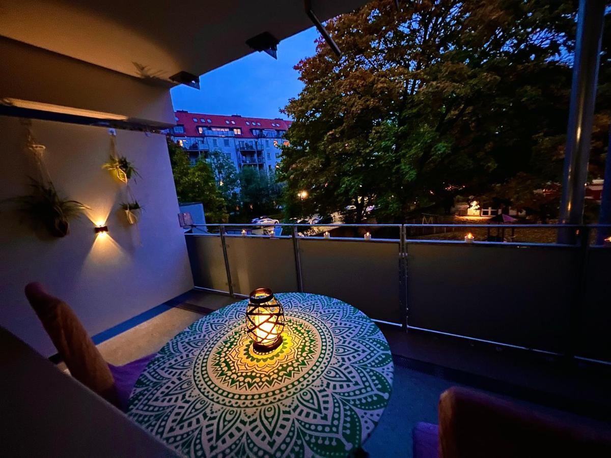 Stylish, Cozy & Quiet With One And Half In District 1 Apartment Dusseldorf