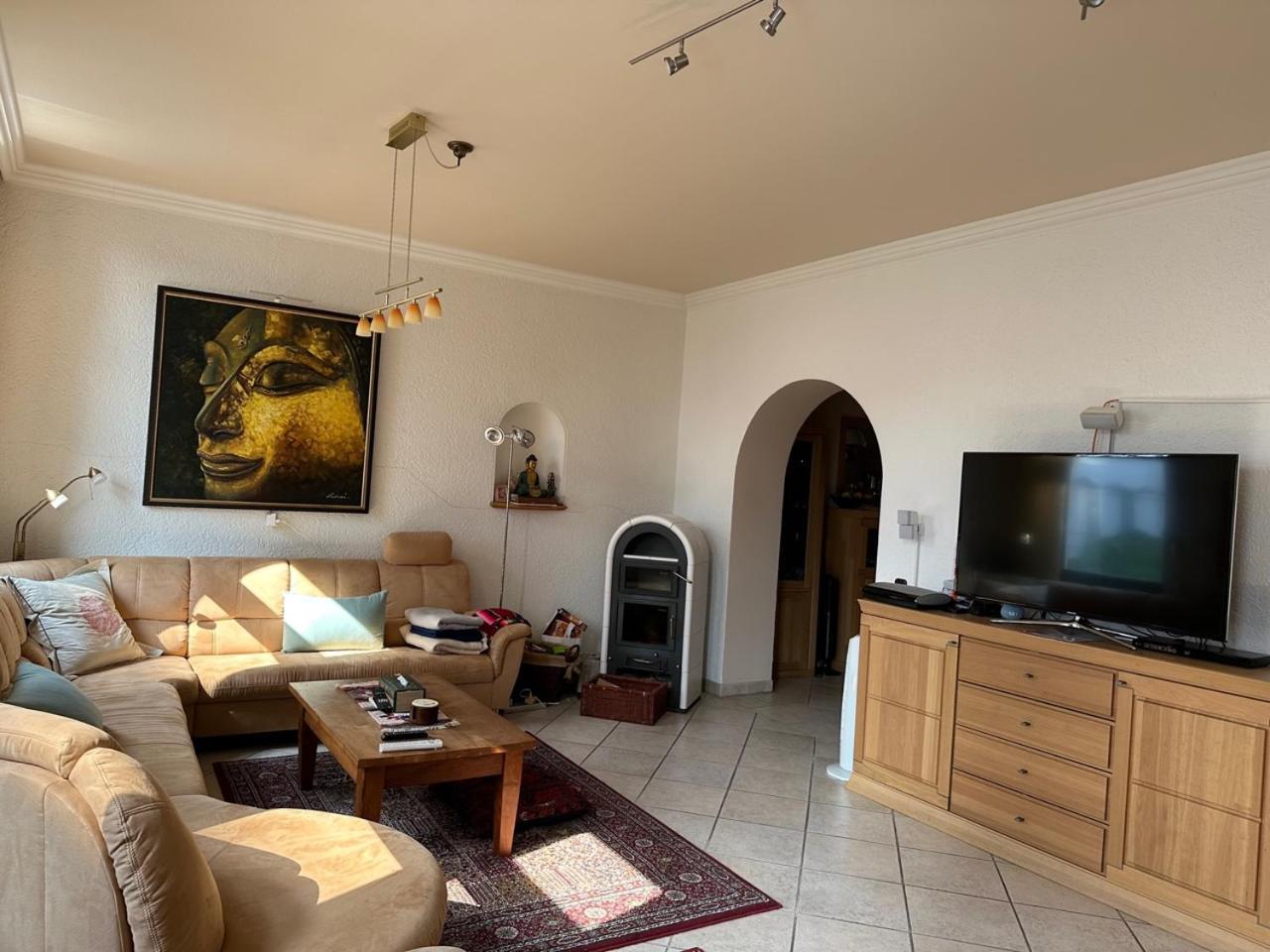 Luxury Near Media Harbour Apartment *