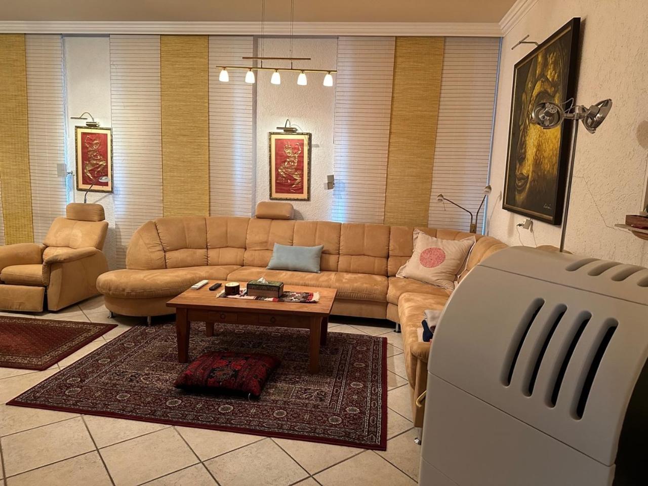 Apartment Luxury Near Media Harbour