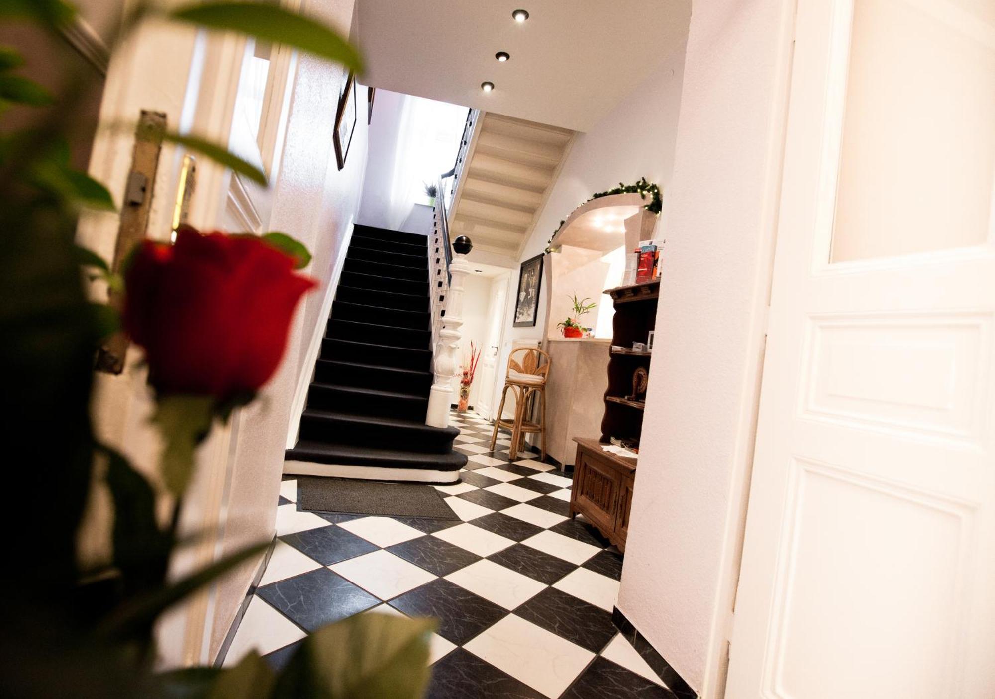 Hotel Carlton Mayfair Dusseldorf