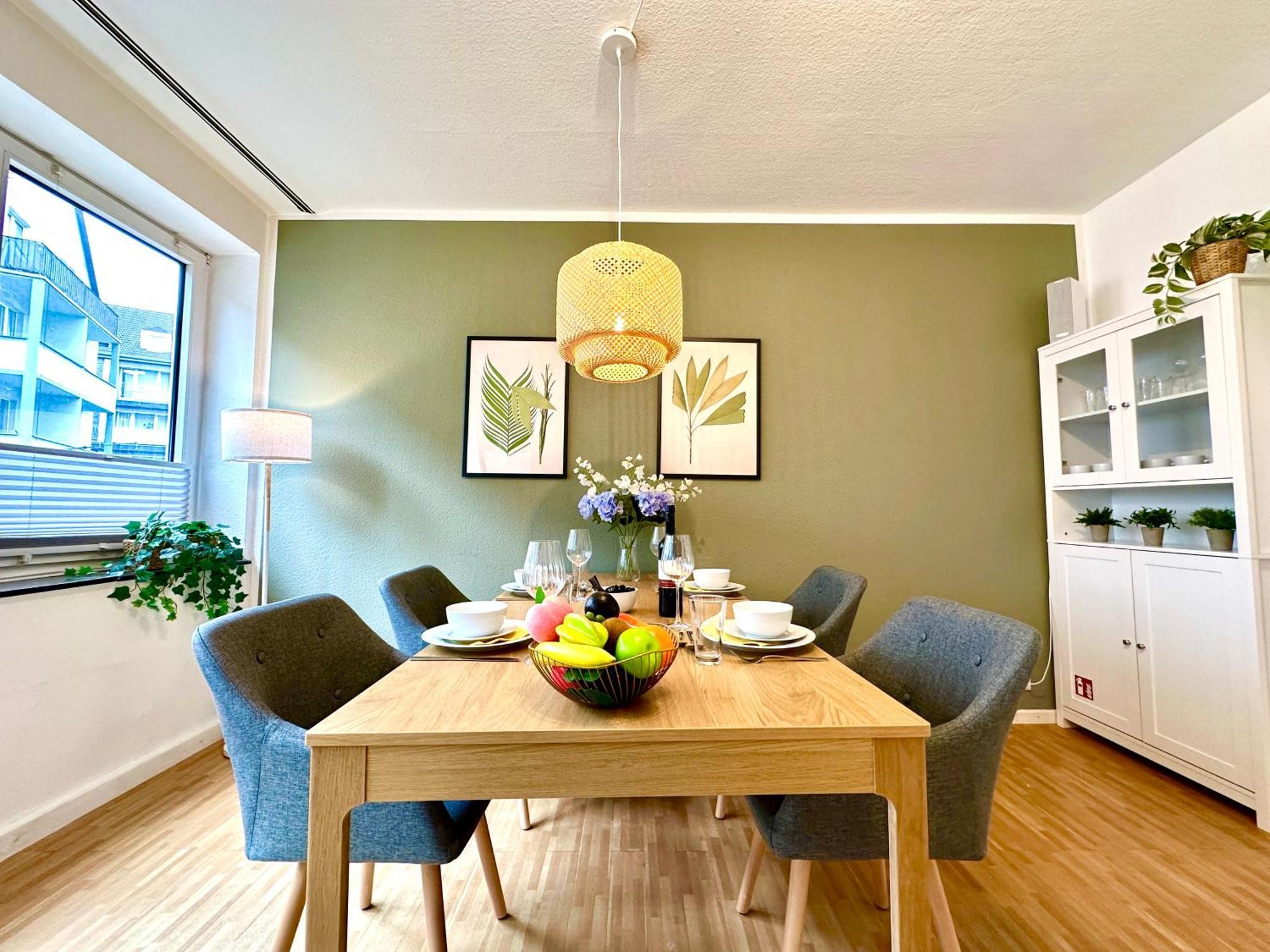 Pempelfort, Zentral, Balkon, Zu Fuss Zur Koe & Stadt, Netflix Apartment Düsseldorf