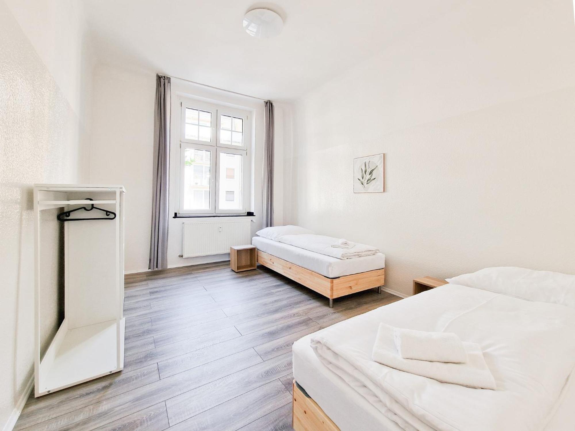 Raj Living - 3 Mit Balkon - 15 Min Zur Messe Dus Apartment Dusseldorf