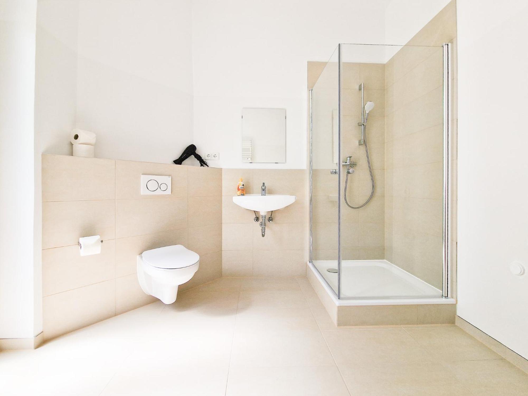 Raj Living - 3 Mit Balkon - 15 Min Zur Messe Dus * Dusseldorf