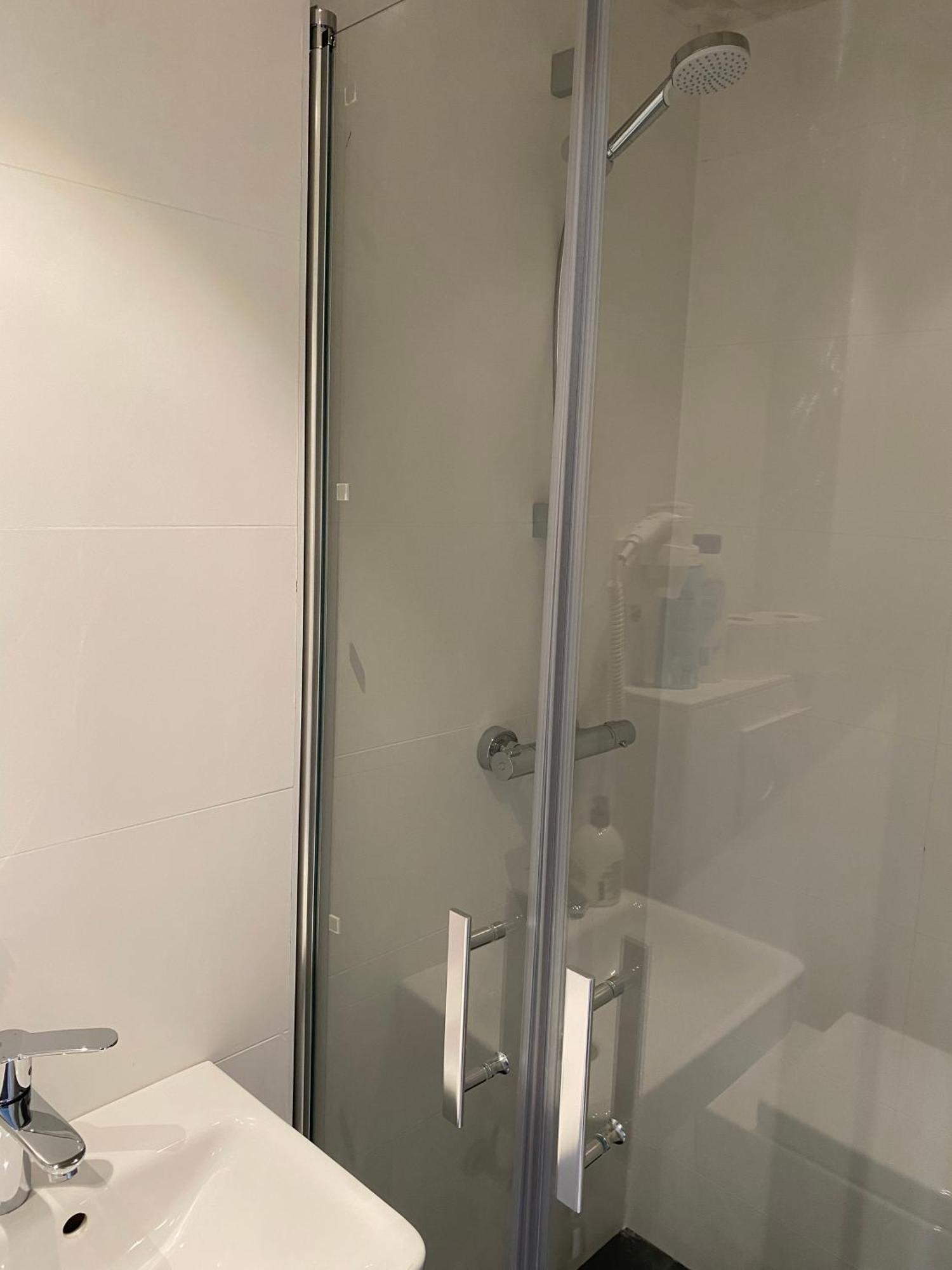 Petite Koenigsallee Self Check-in Hotel Dusseldorf