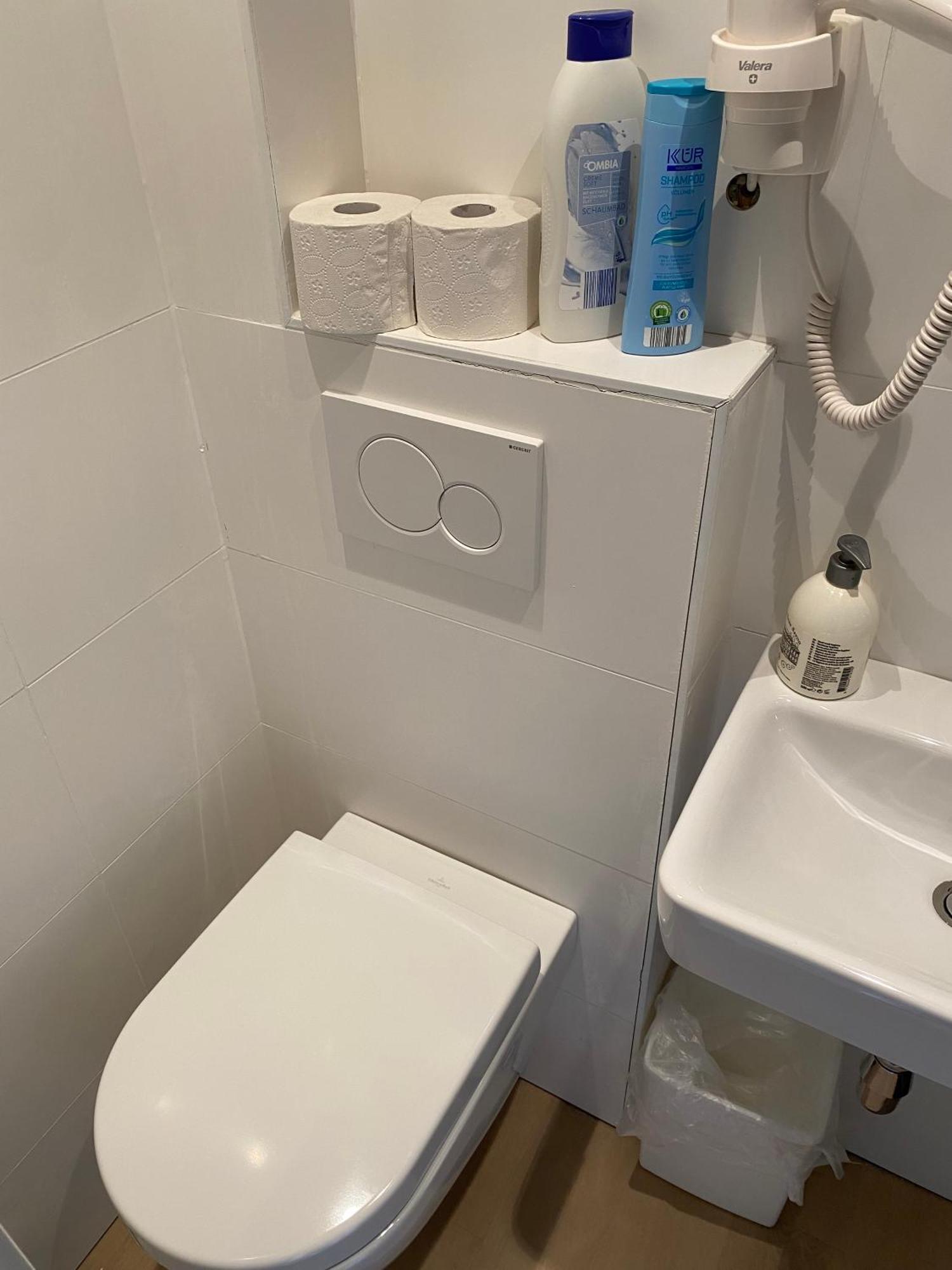Petite Koenigsallee Self Check-in 3* Dusseldorf
