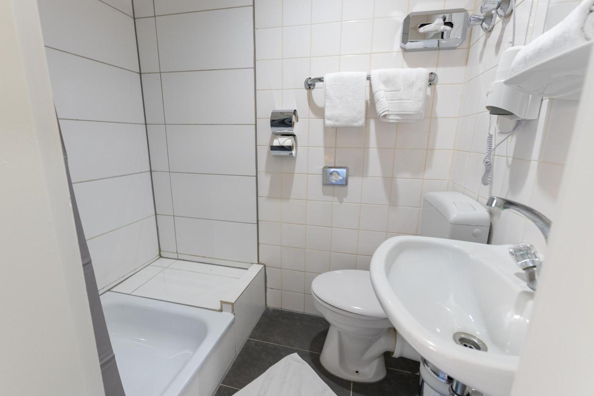 Doerenkamp Self-check-in 3* Dusseldorf