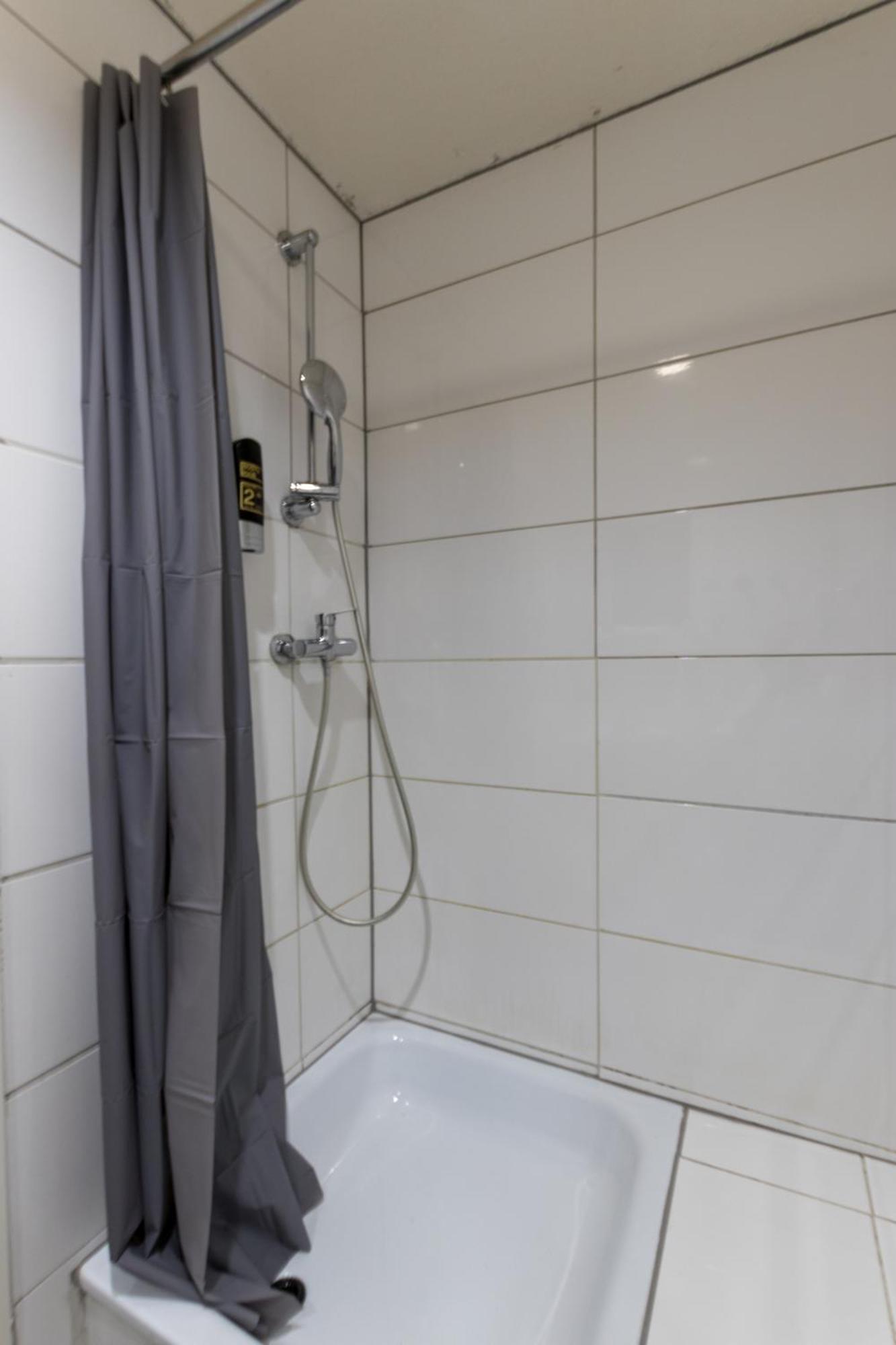 Hotel Doerenkamp Self-check-in Dusseldorf