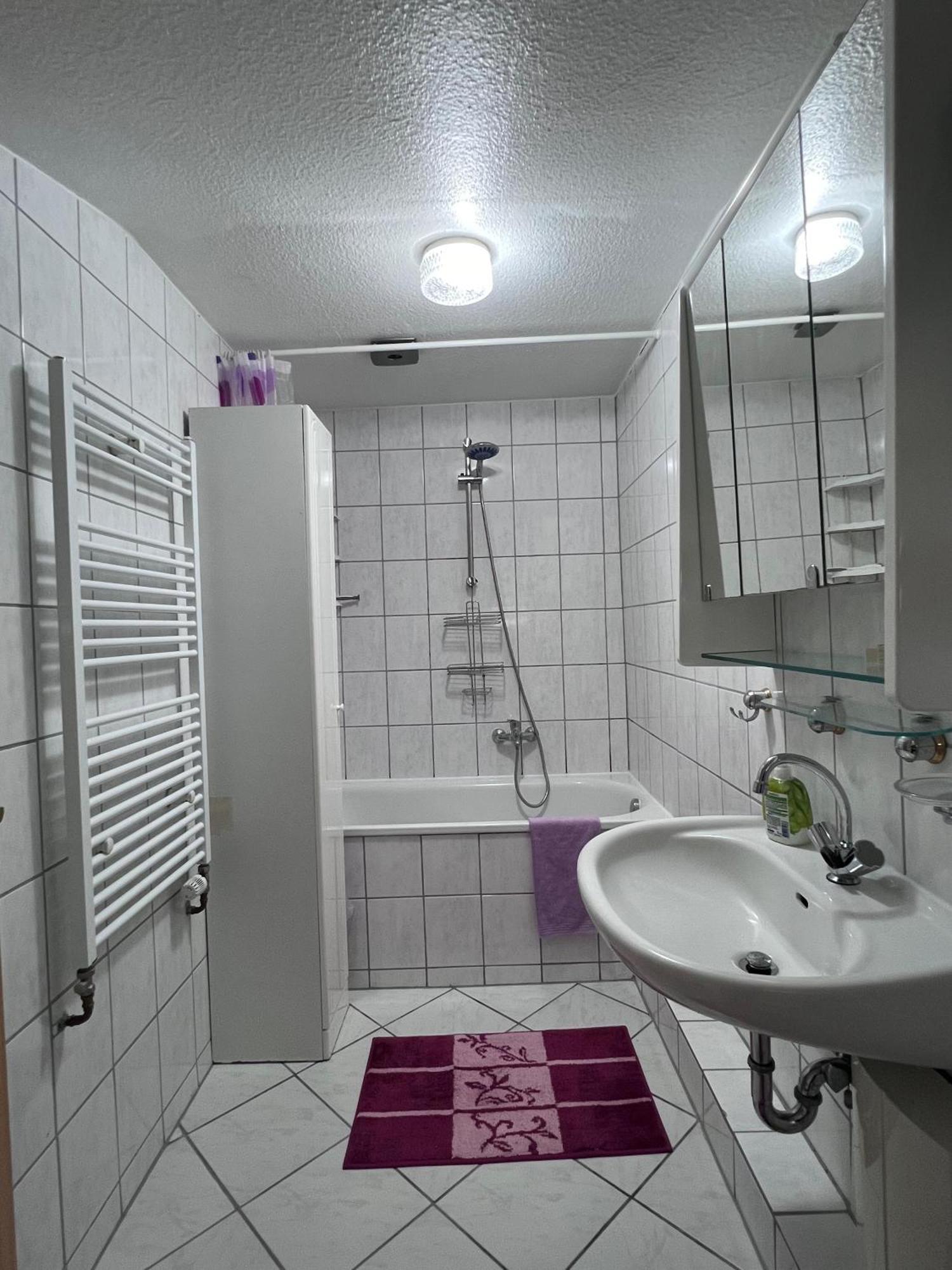 Cozy With Excellent Transport Links To Old Town, Main Station And Trade Fair * Dusseldorf