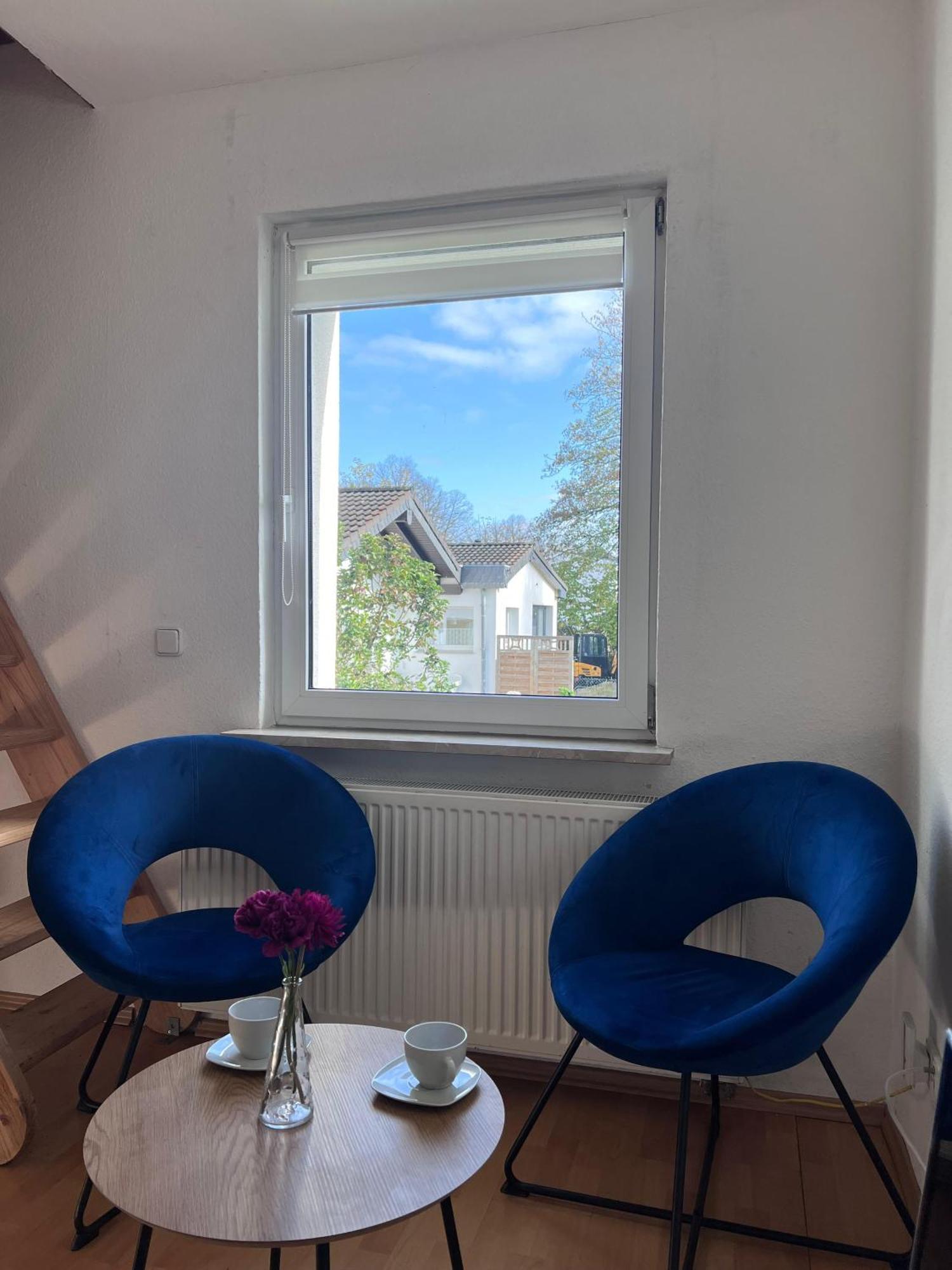 Cozy With Excellent Transport Links To Old Town, Main Station And Trade Fair Dusseldorf