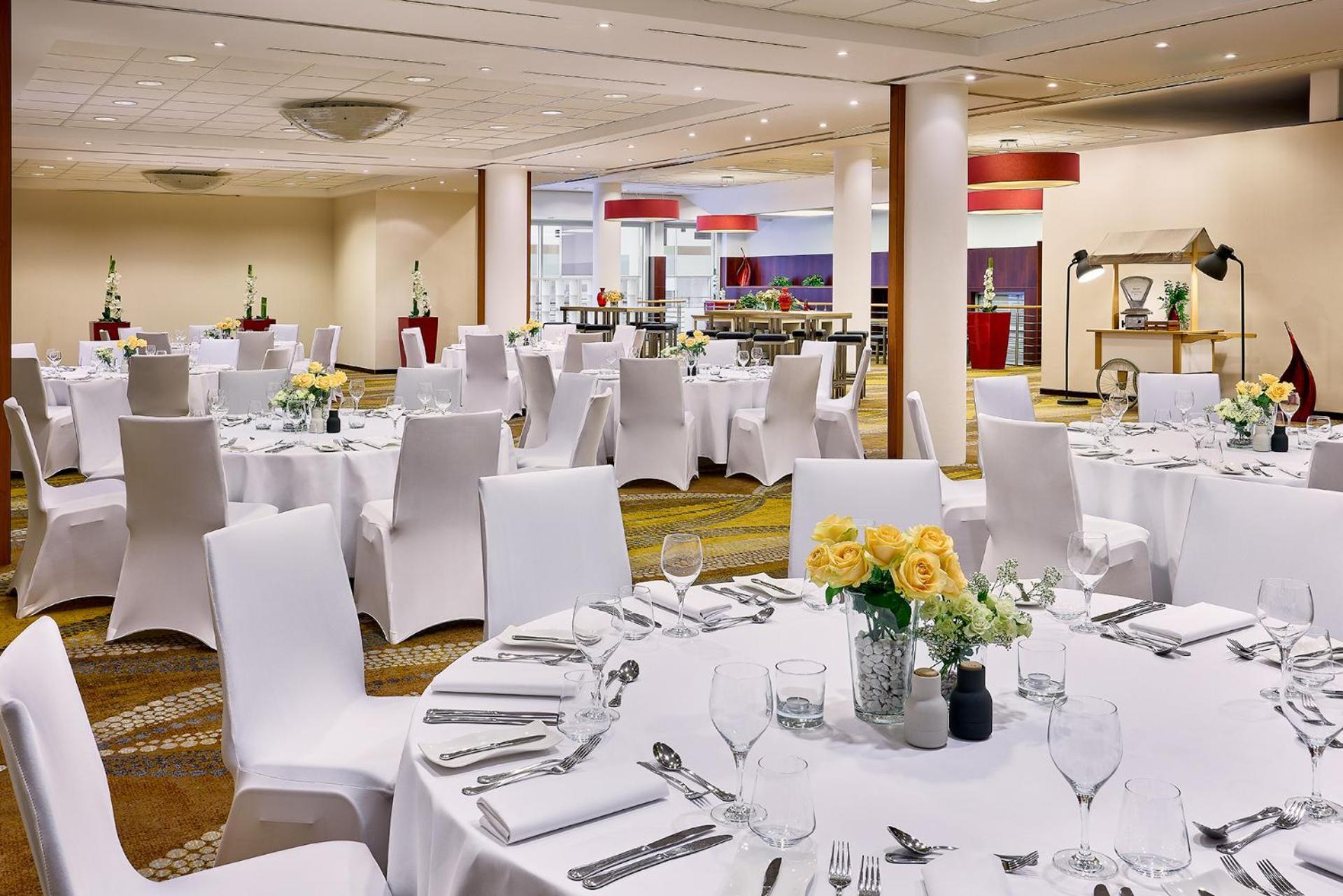 Courtyard By Marriott Hafen 4*