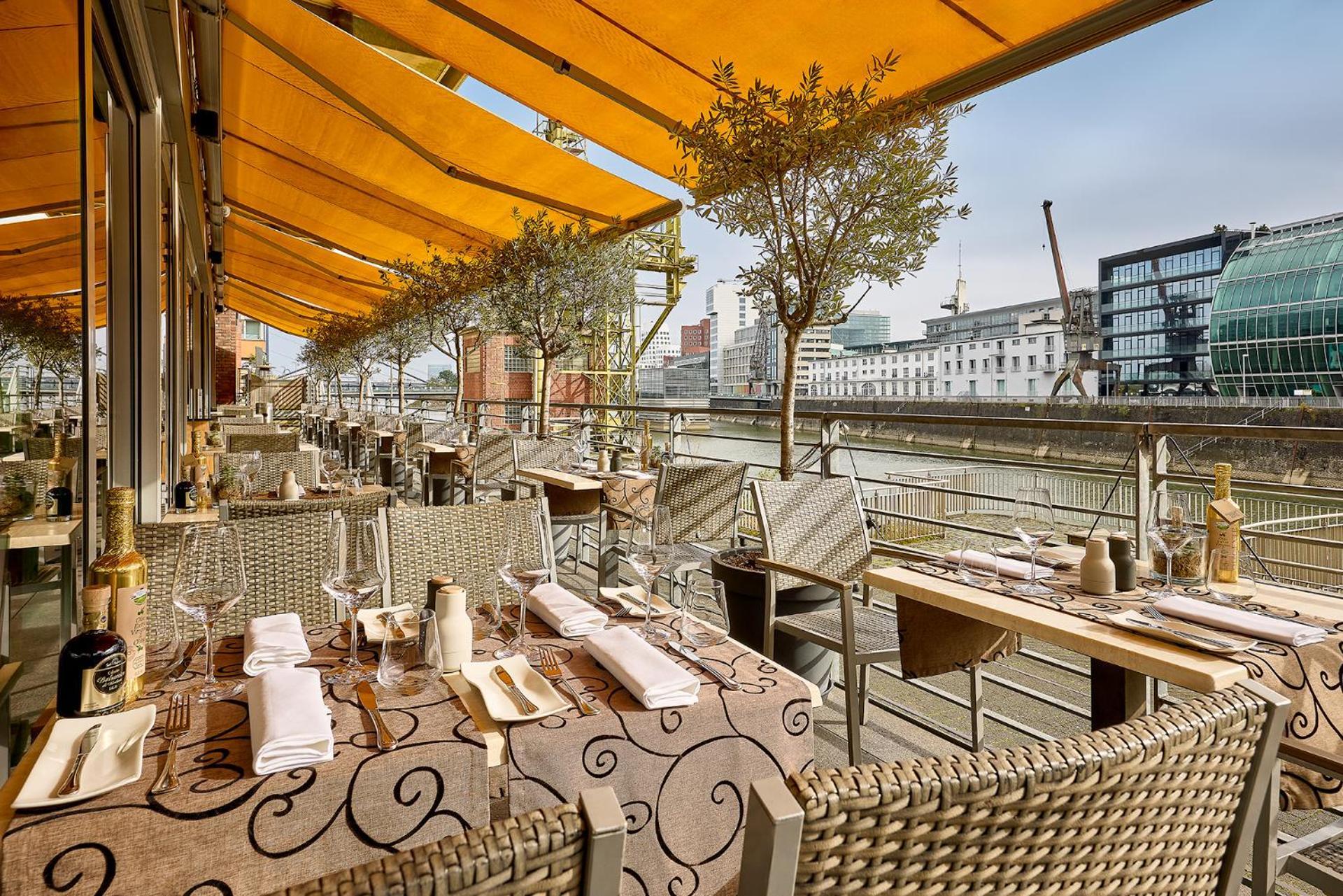 Courtyard By Marriott Hafen Hotel