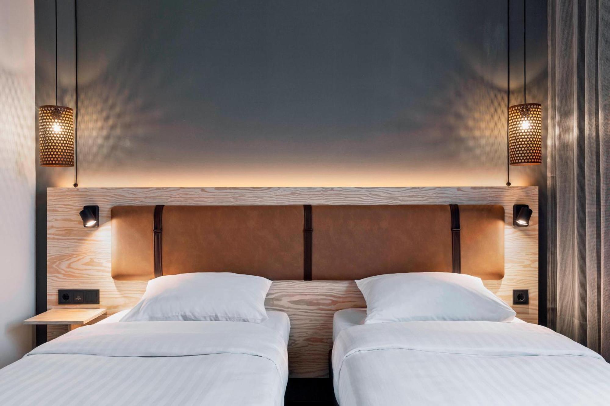 Hotel Moxy South