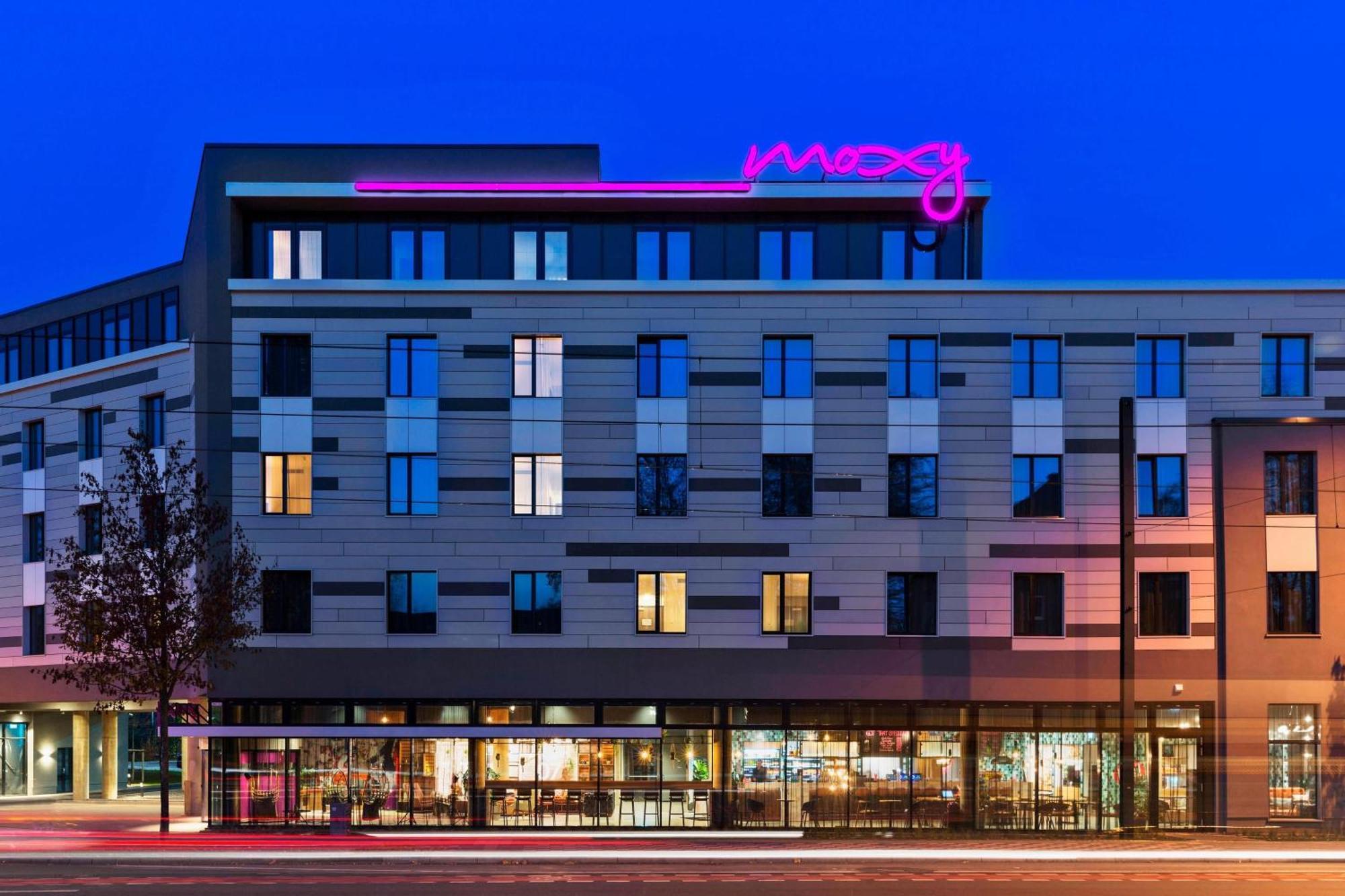 Hotel Moxy South
