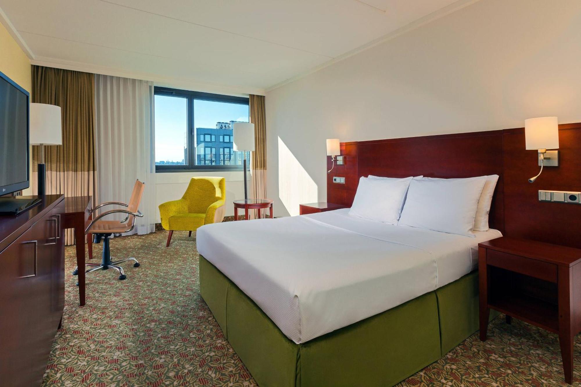 Hotel Courtyard By Marriott Seestern 4*