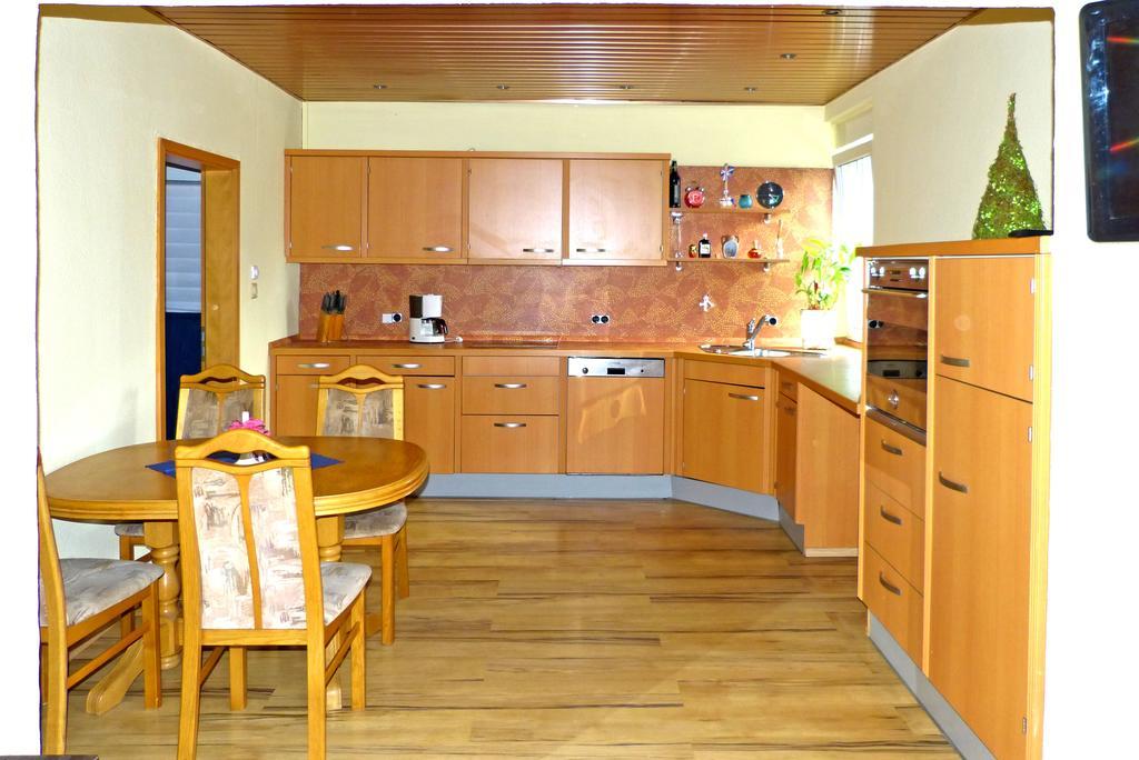 Hospedagem domiciliar Messe-Zimmer Tus-Treff Düsseldorf