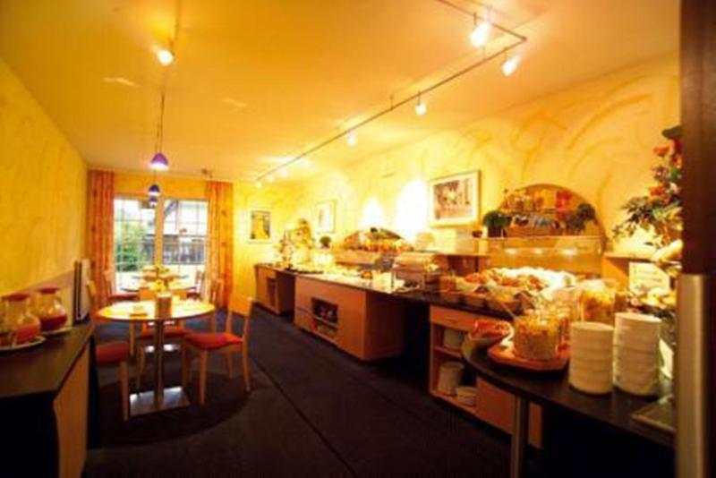 Acora Living The City Hotel 3*