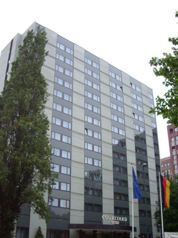 Courtyard By Marriott Seestern