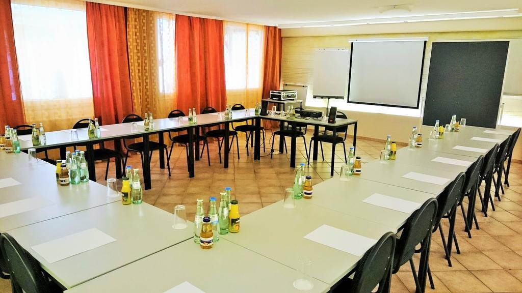 Hotel Atomis 3*