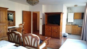 Apartment-hotel Am Rathaus Guest house