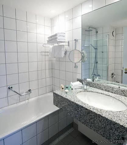 Hotel Courtyard By Marriott Hafen Düsseldorf