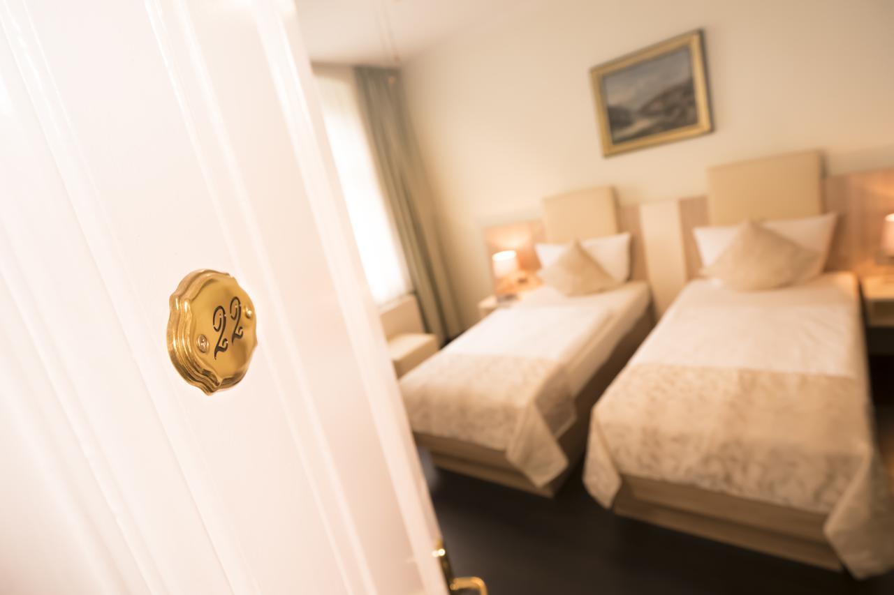 Carlton Mayfair Hotel Dusseldorf