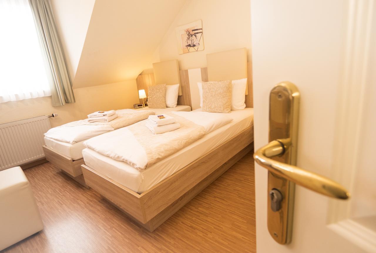 Carlton Mayfair 3* Dusseldorf