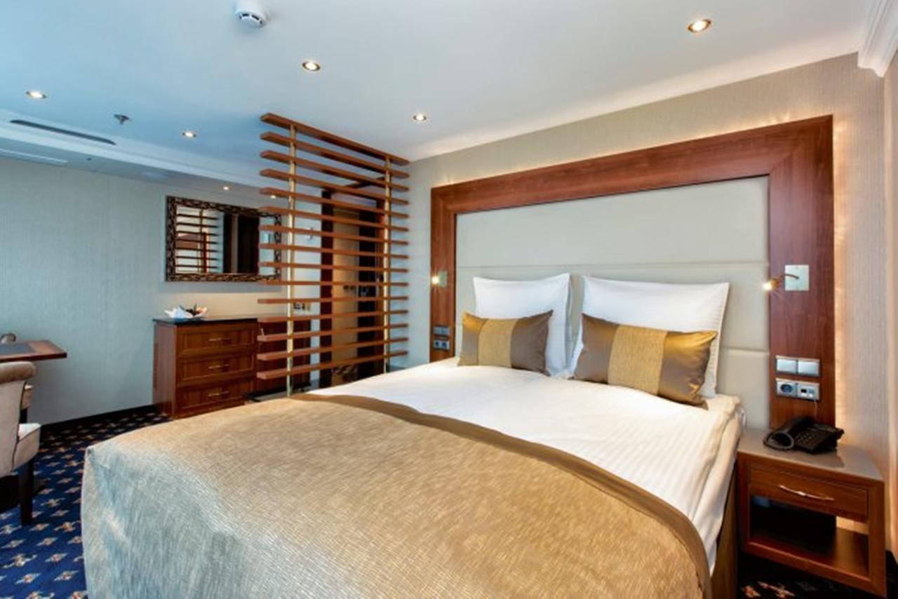 Baxter Hoare Ship 4* Düsseldorf