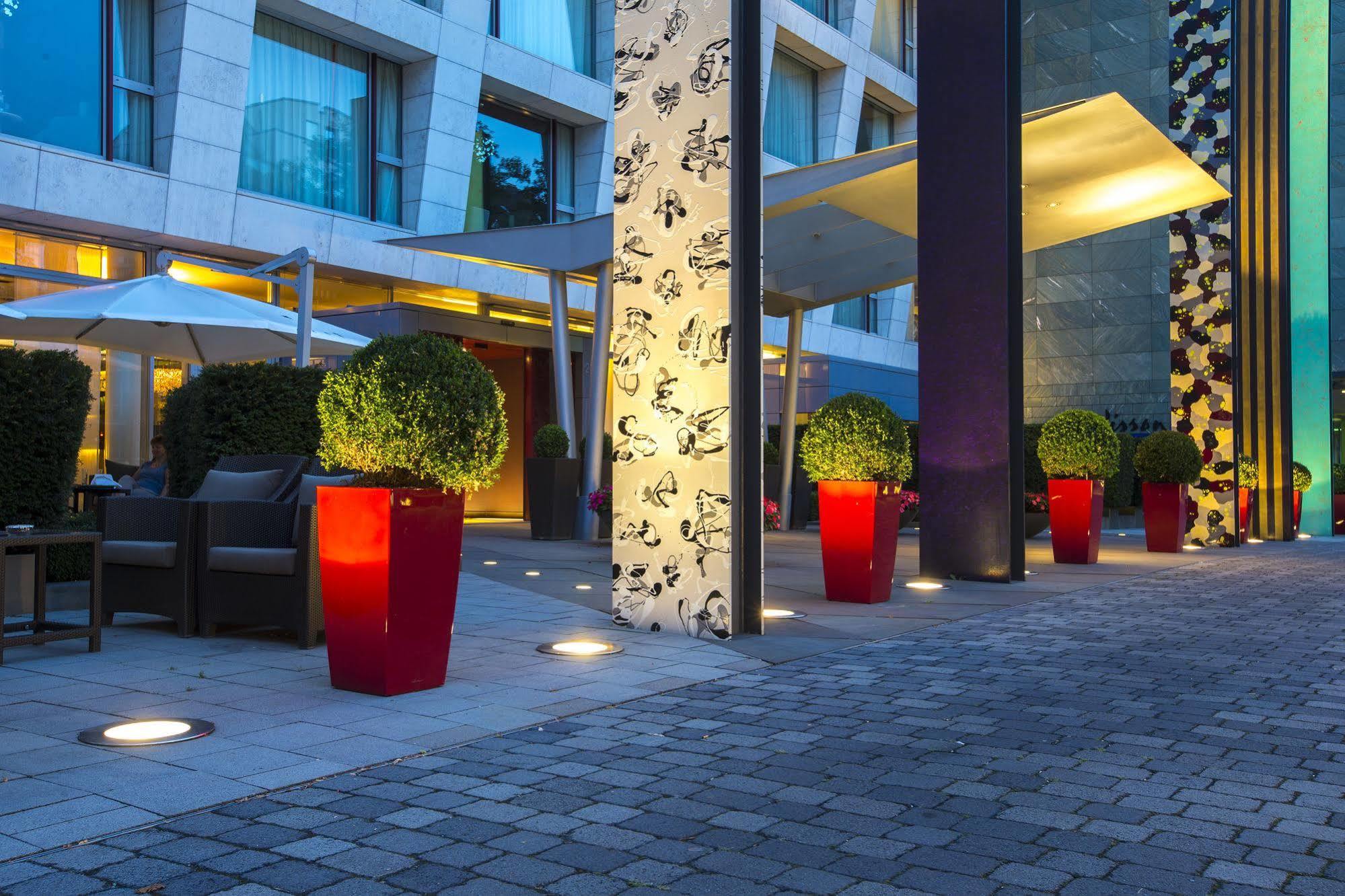 Hotel Radisson Blu Media Harbour Hotel, Dusseldorf