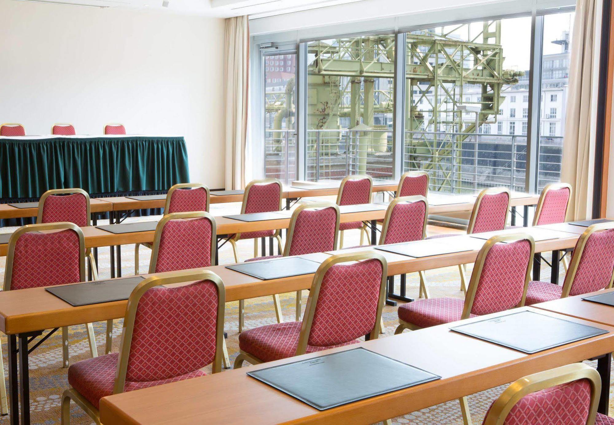 Hotel Courtyard By Marriott Hafen