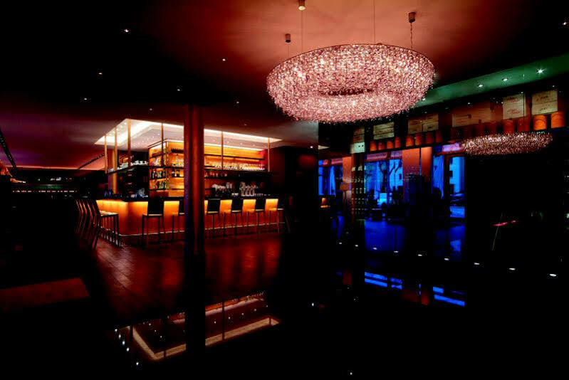 Radisson Blu Media Harbour Hotel, Hotel Dusseldorf